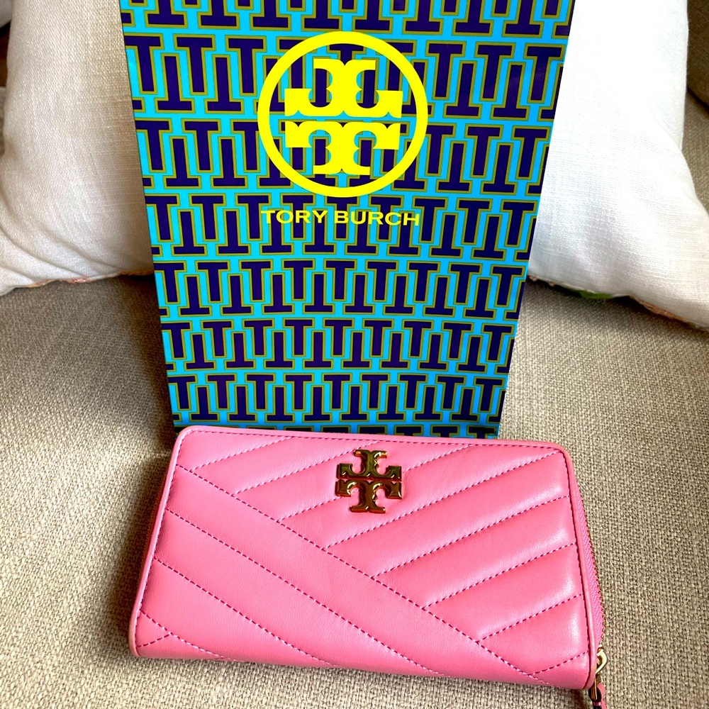 Tory Burch wallet